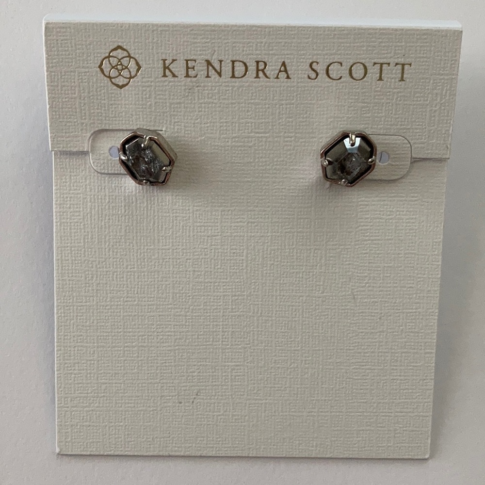 Kendra Scott silver and gray facet stone studs